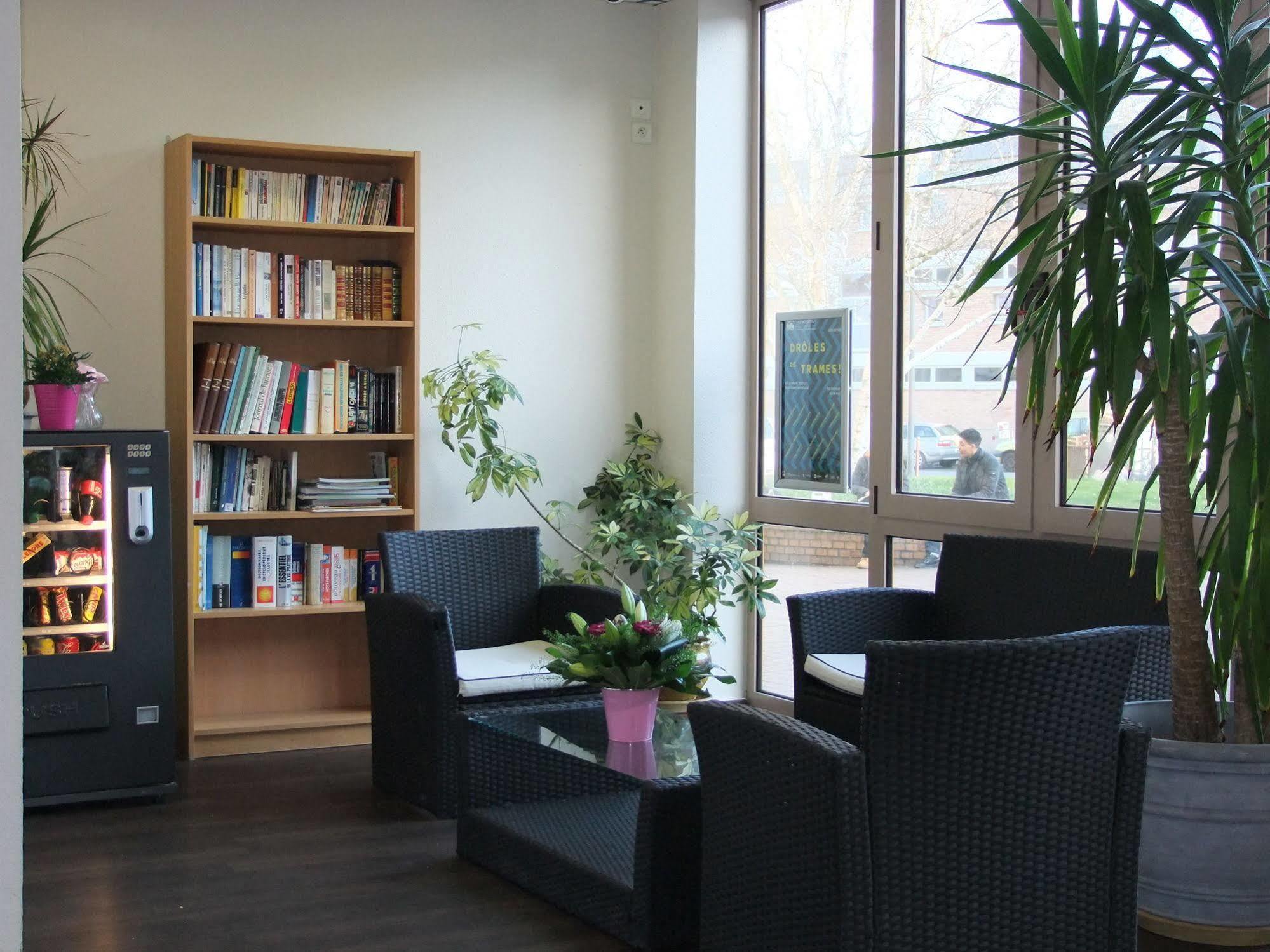 Brit Centre Lila
